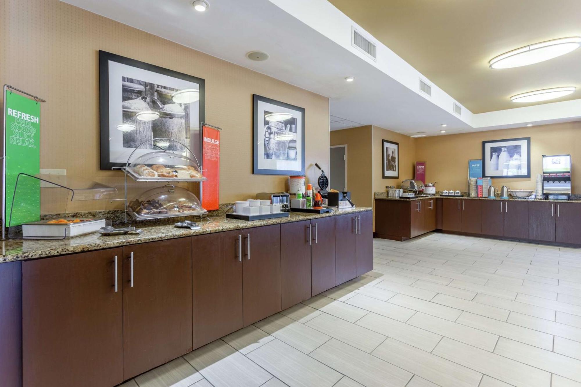 Hampton Inn Biloxi-Ocean Springs Екстер'єр фото