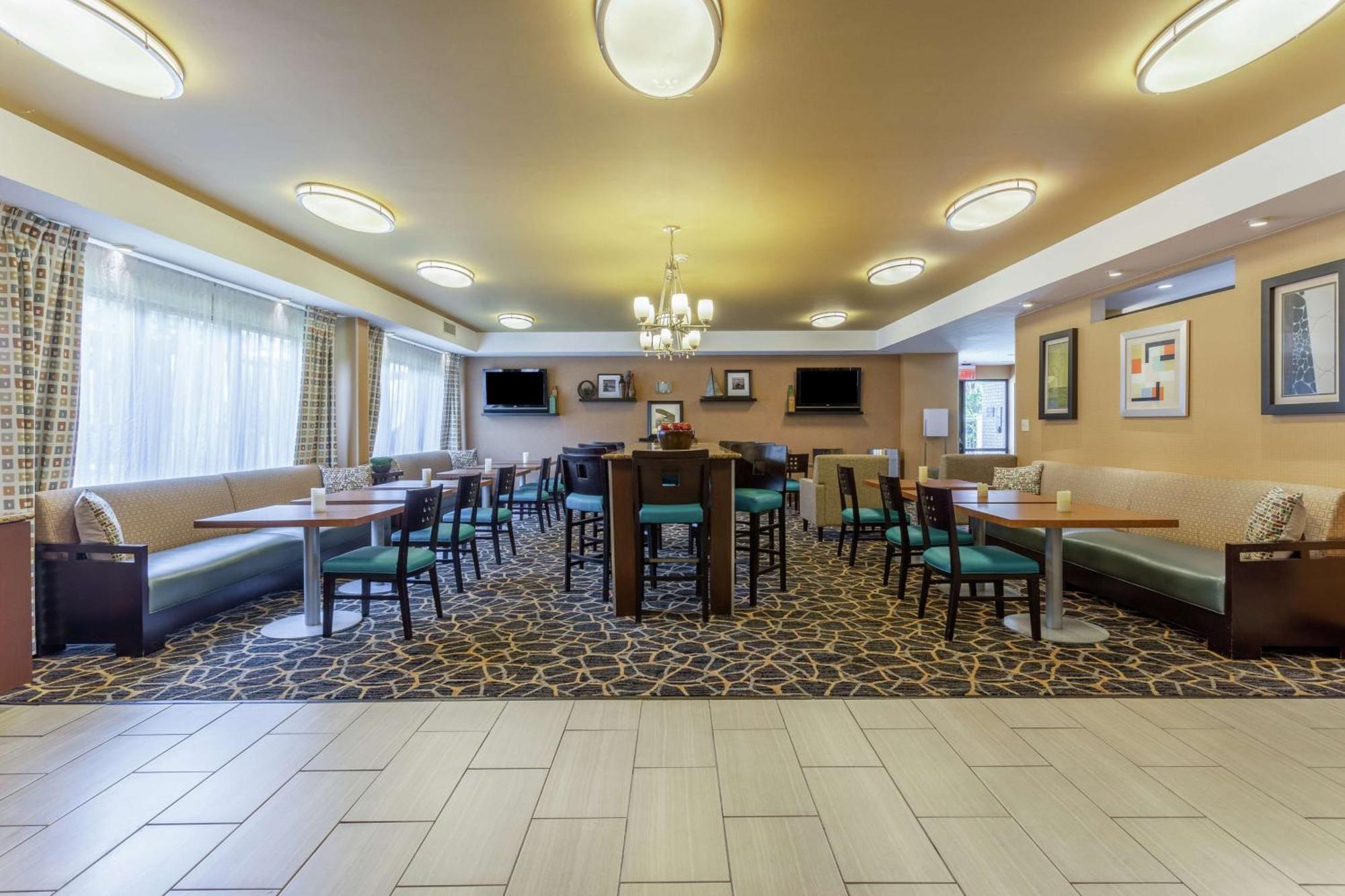 Hampton Inn Biloxi-Ocean Springs Екстер'єр фото