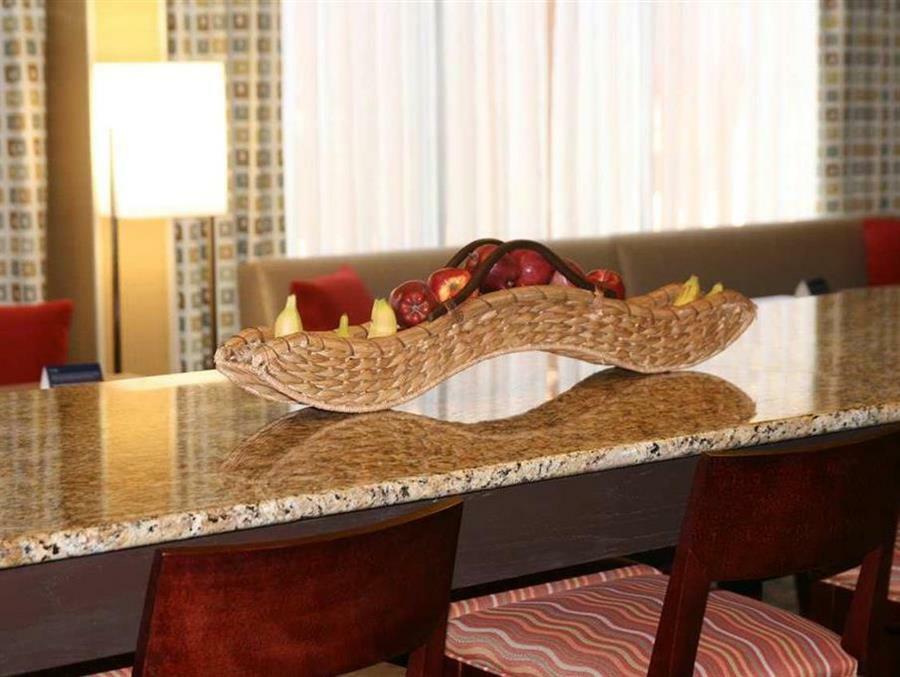 Hampton Inn Biloxi-Ocean Springs Екстер'єр фото